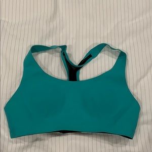 Lululemon bra for running